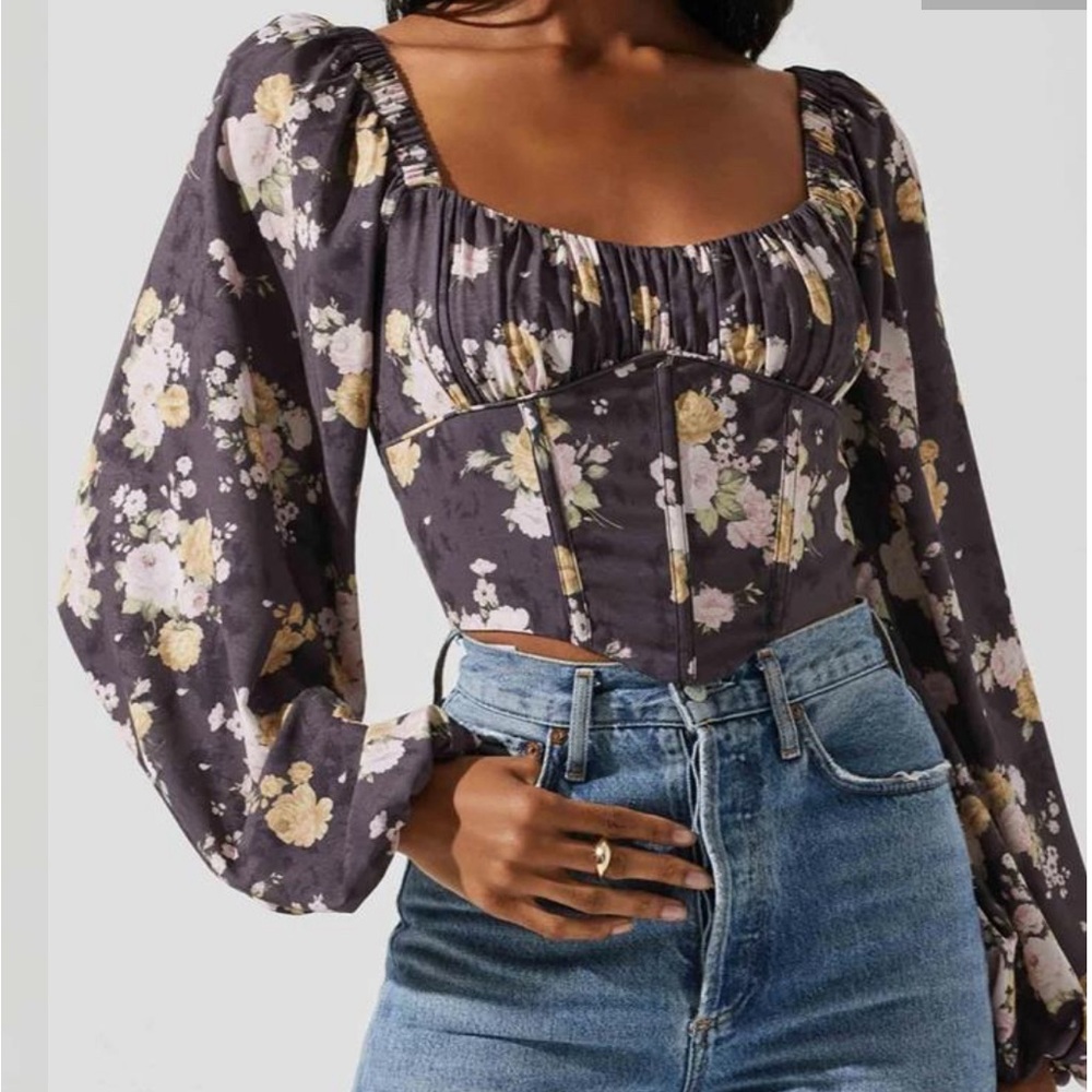 PENNY MOCHA FLORAL SHIRRED SQUARE NECK TOP